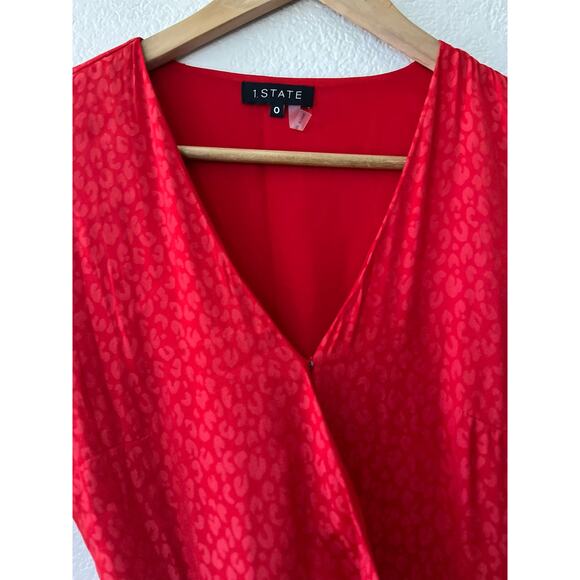 1. State Red Animal Print Short Sleeve Wrap Mini Dress Size 0 - Picture 6 of 10